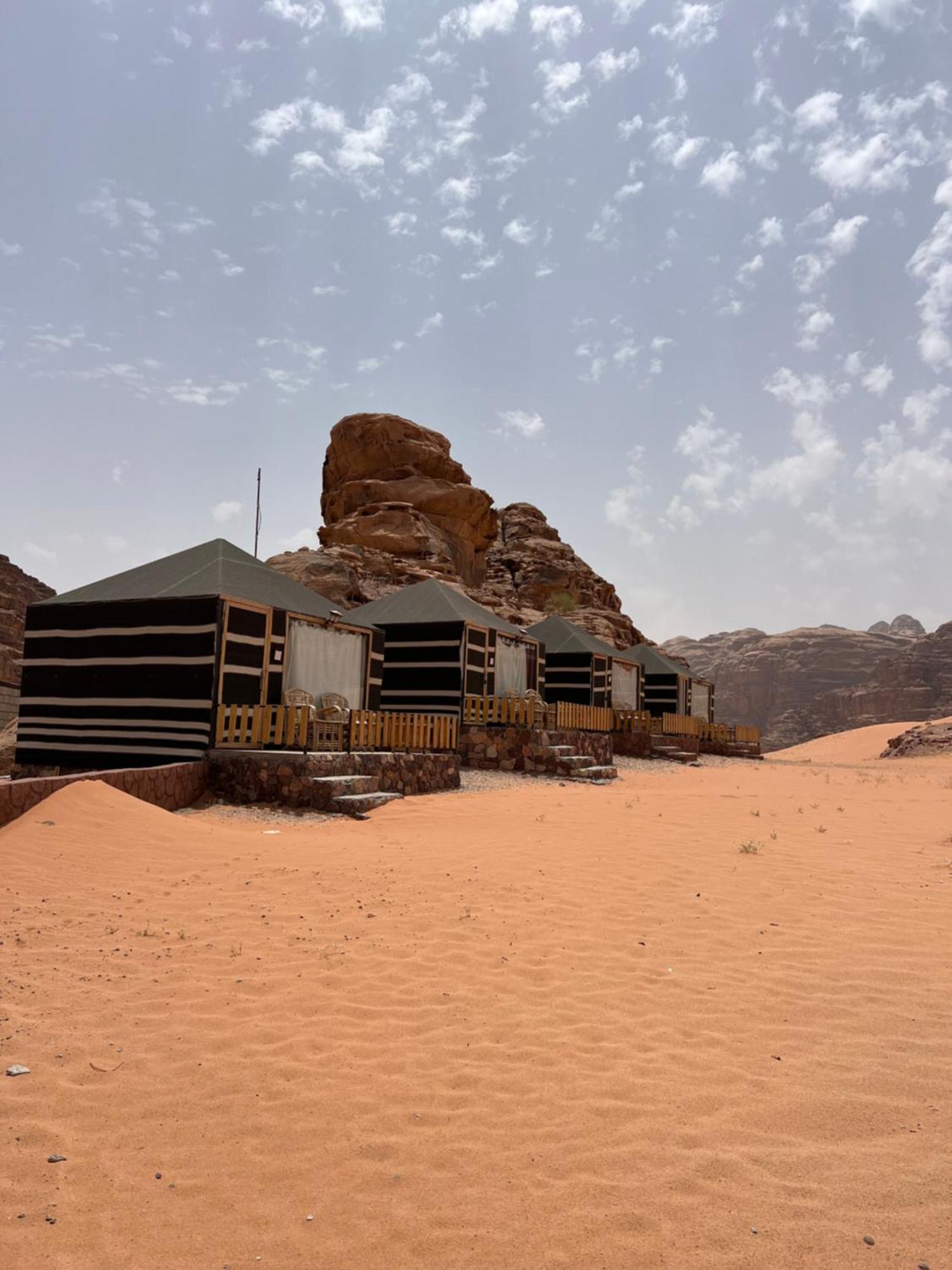 Bedouin Life Camp Hotell Wadi Rum Exteriör bild