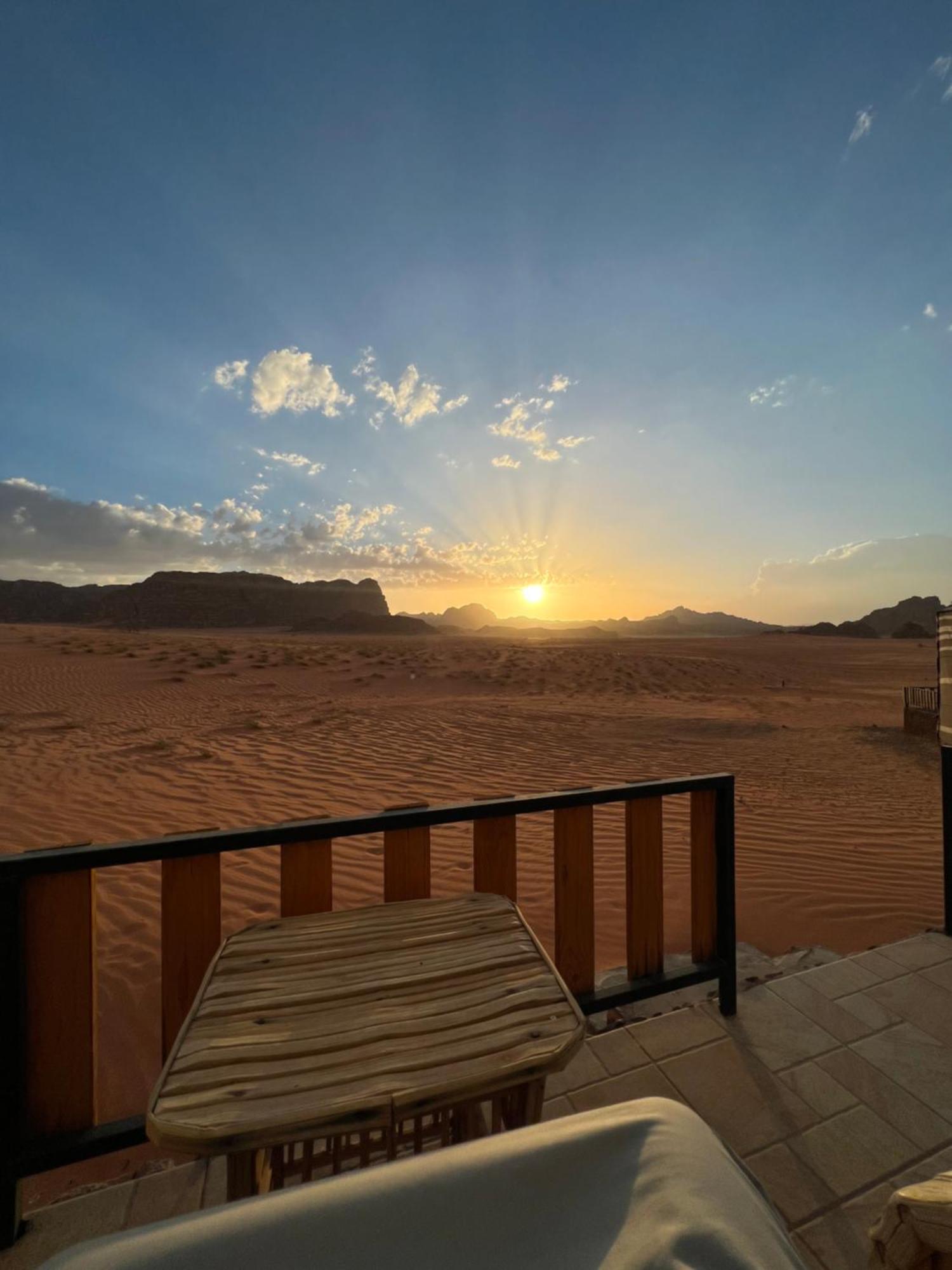 Bedouin Life Camp Hotell Wadi Rum Exteriör bild