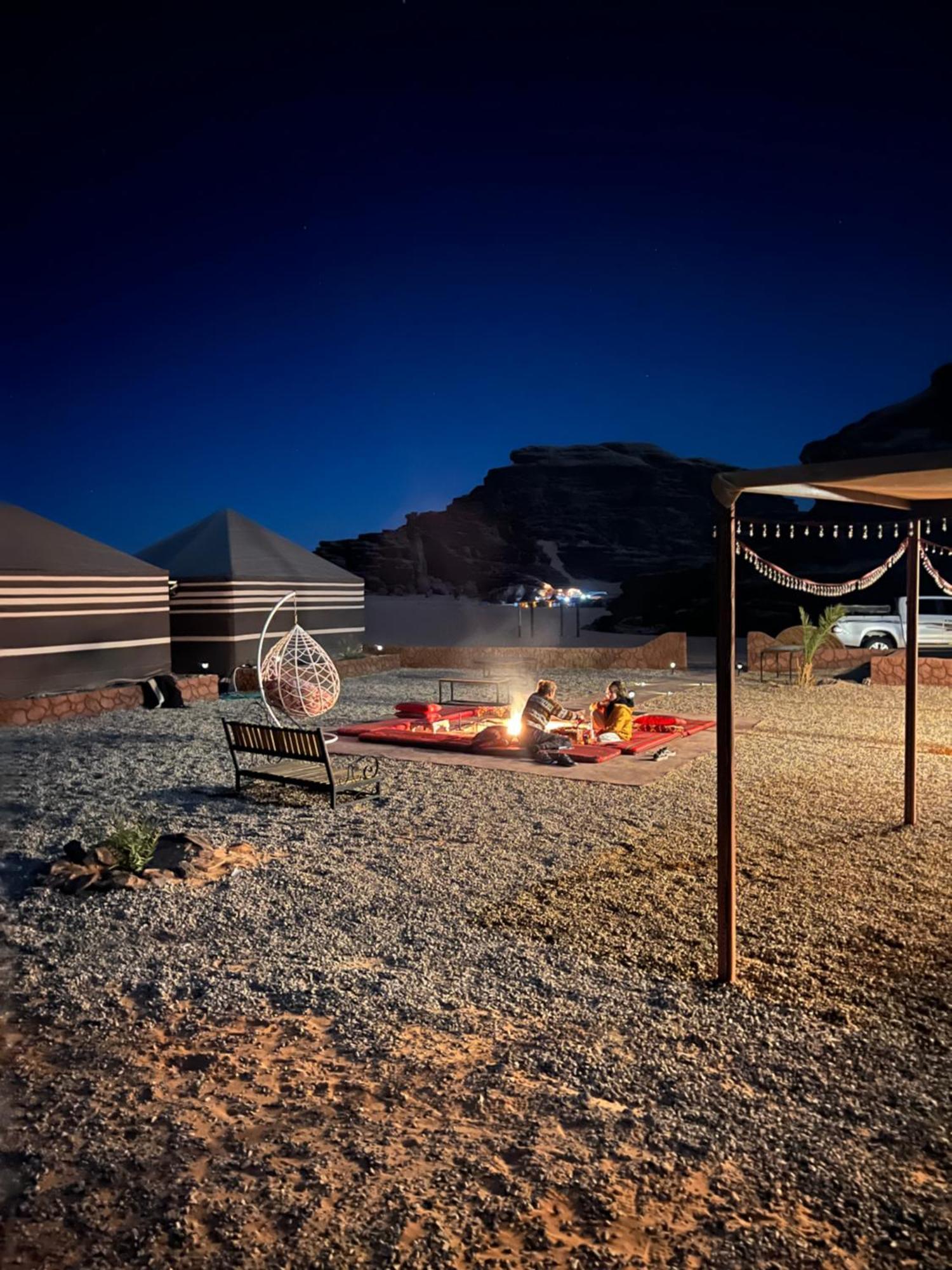 Bedouin Life Camp Hotell Wadi Rum Exteriör bild